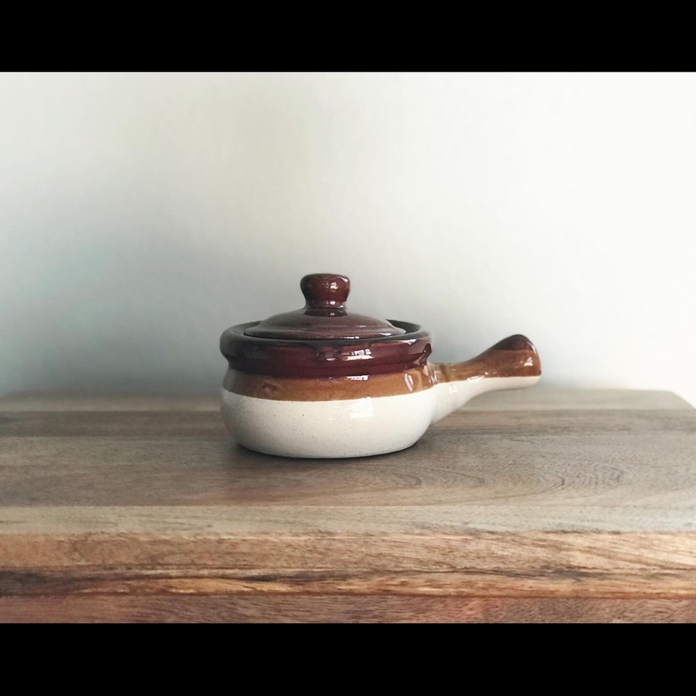 Pot - Picture 2 of 2